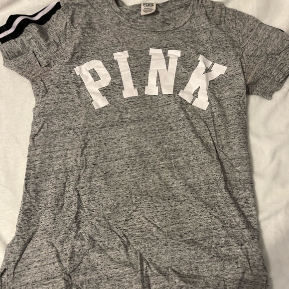 Pink tee - Picture 1 of 1